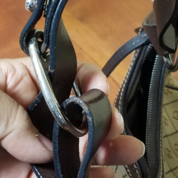 Dooney and Bourke Quilt Pattern Bag - Picture 6 of 12